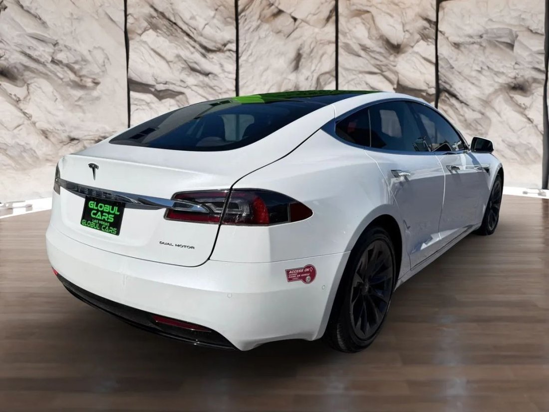 Sedan in Las Vegas, NV, United States 5 - 18519484