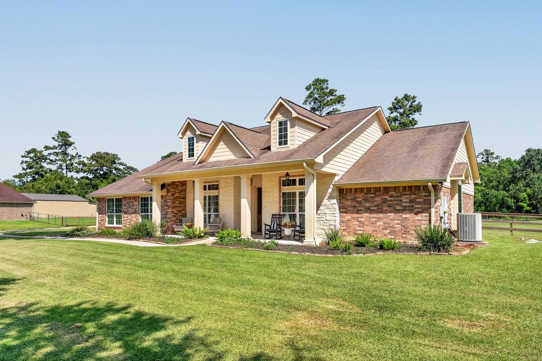 House in Alvin, Texas, United States 4 - 18567634