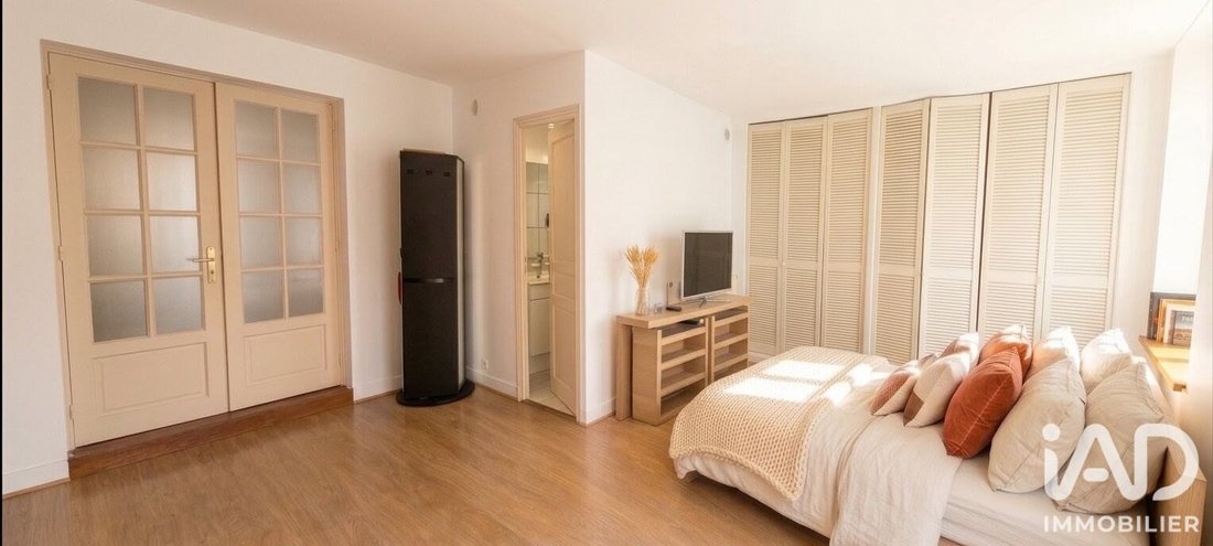 Apartment in Chateau d'Eau-Lancry, Paris 10e Arrondissement, Paris 4 - 18571556