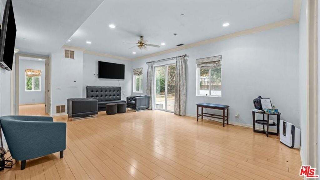 House in Orange, California, United States 5 - 18567115