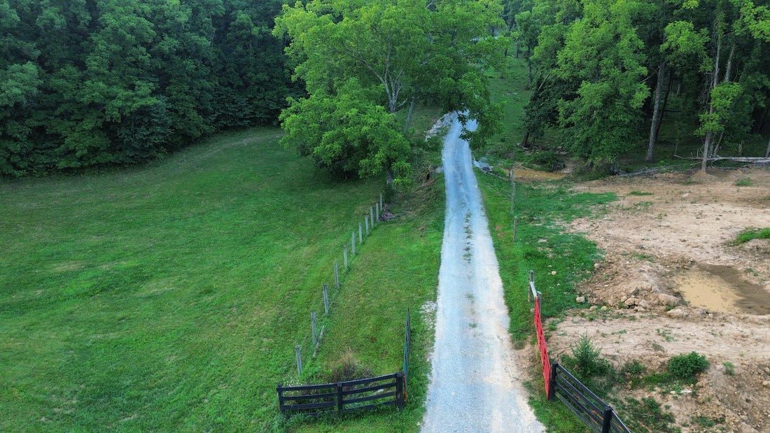 House in Berry, Kentucky, United States 3 - 18568778