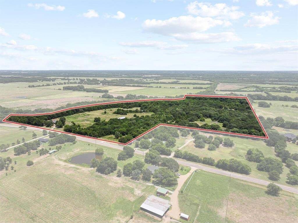 Farm Ranch in Bonham, Texas, United States 3 - 18567202