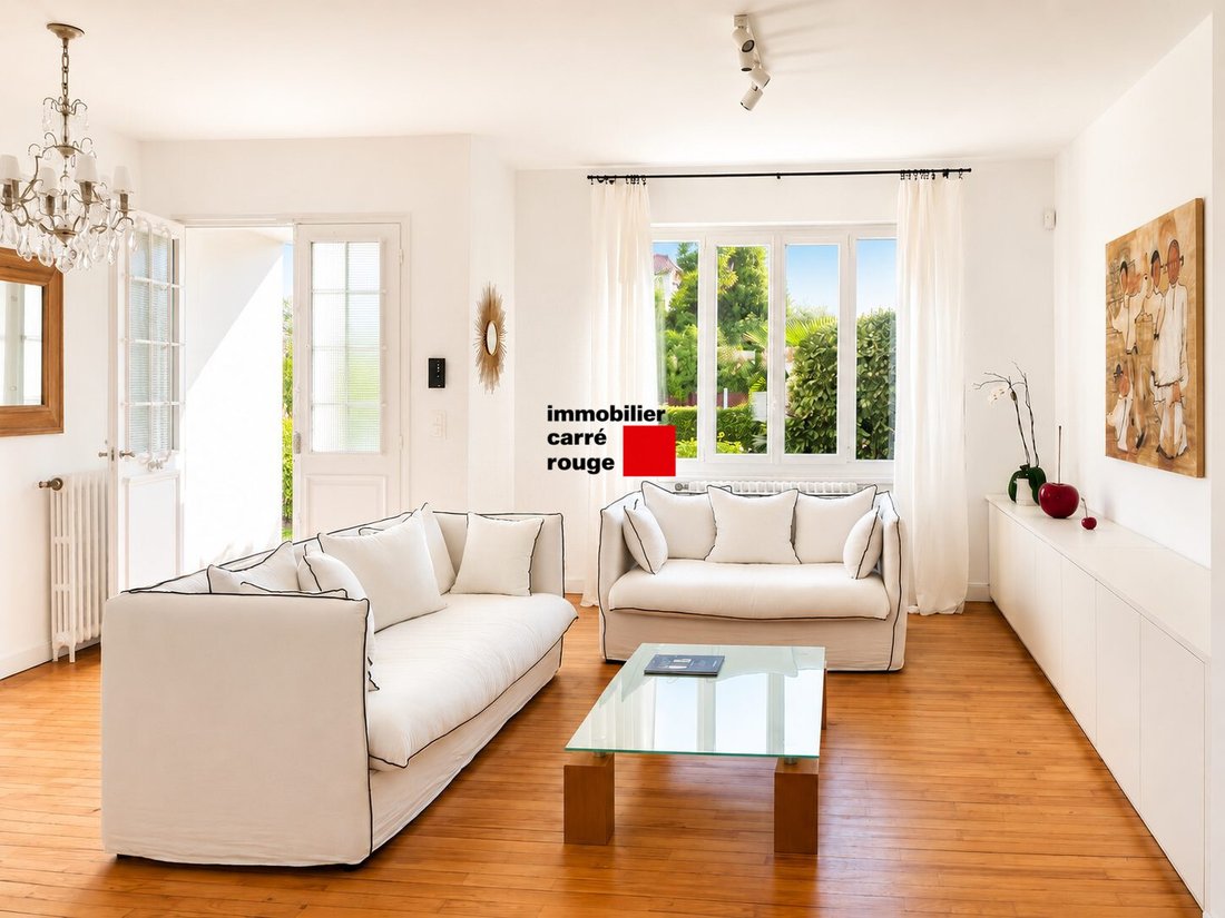 House in Biarritz, Nouvelle-Aquitaine, France 4 - 18567648