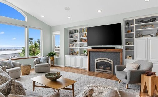 House in Oak Harbor, Washington, United States 1