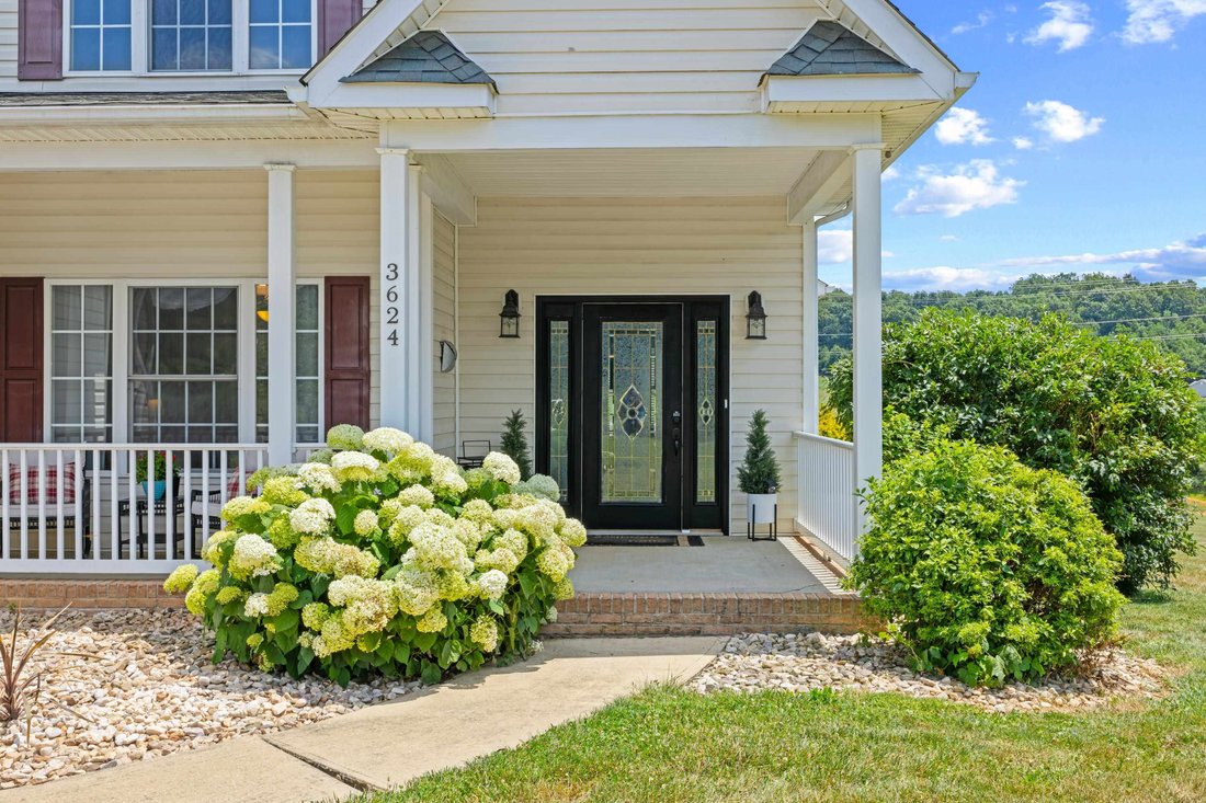 House in Staunton, Virginia, United States 2 - 18573022