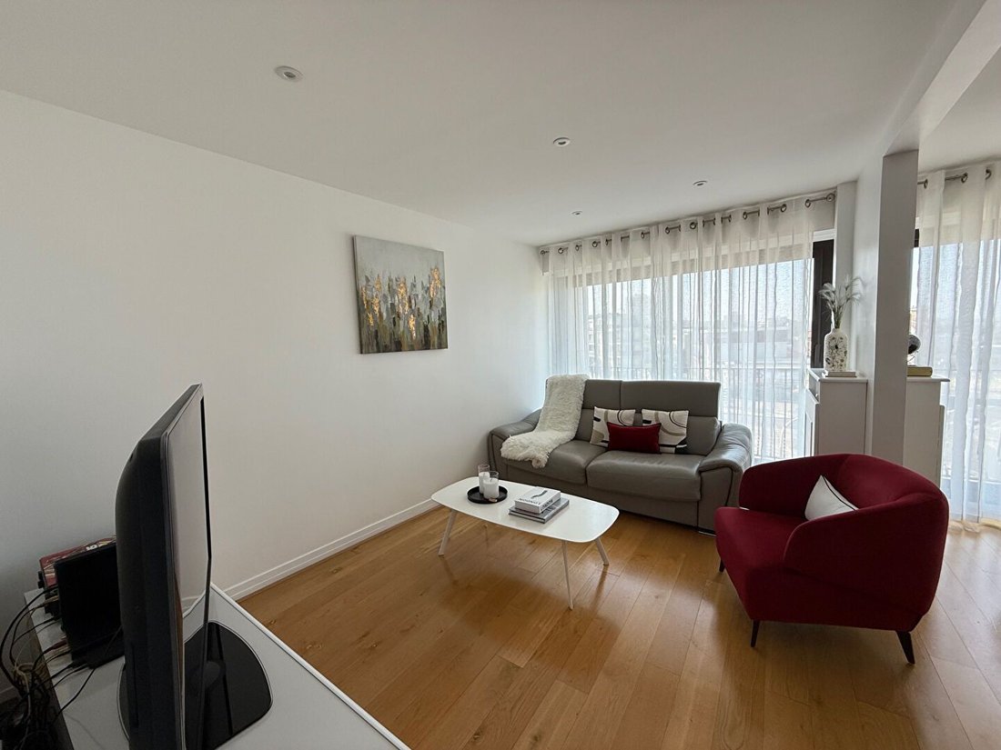 Apartment in Centre Ville-Sarments, Châtillon, France 3 - 18570820