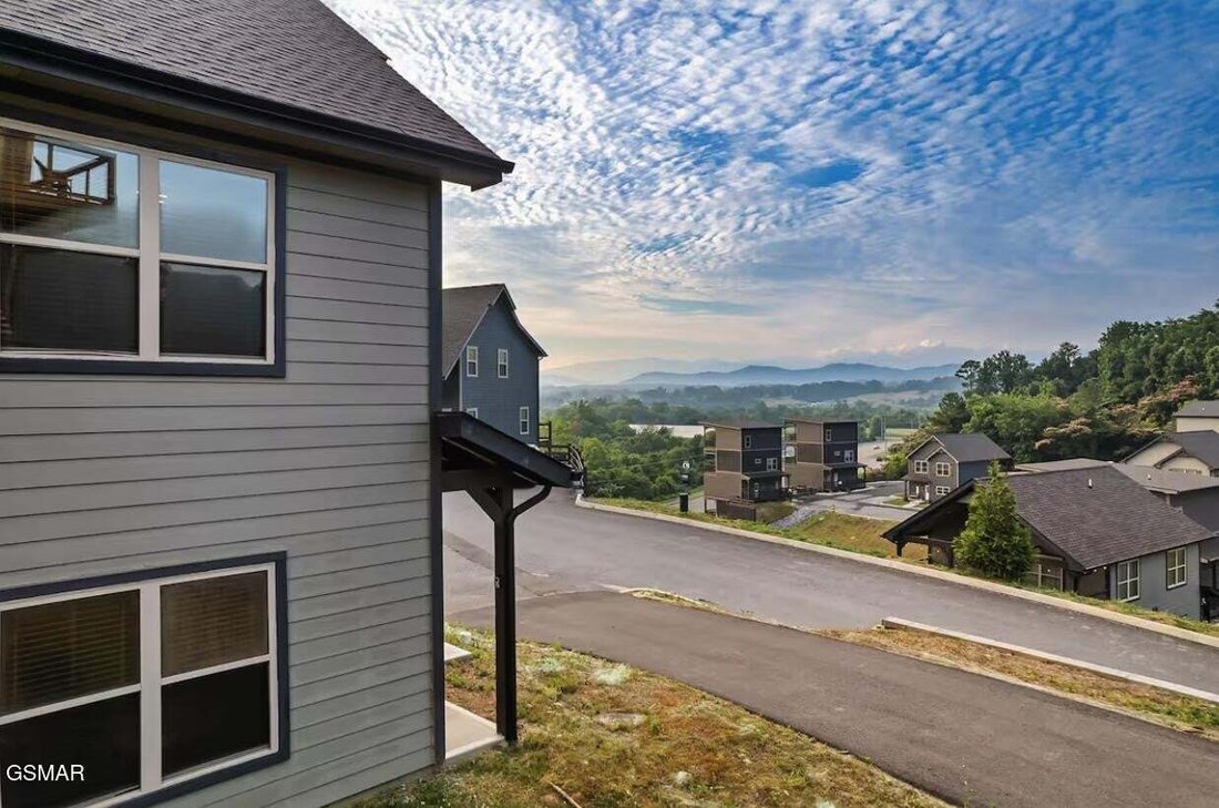 House in Sevierville, Tennessee, United States 2 - 18567117