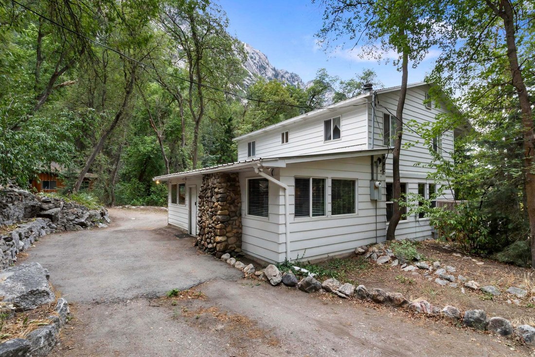 House in Sandy, Utah, United States 1 - 18573211