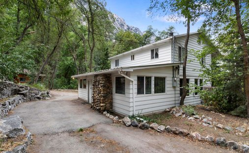 House in Sandy, Utah, United States 1