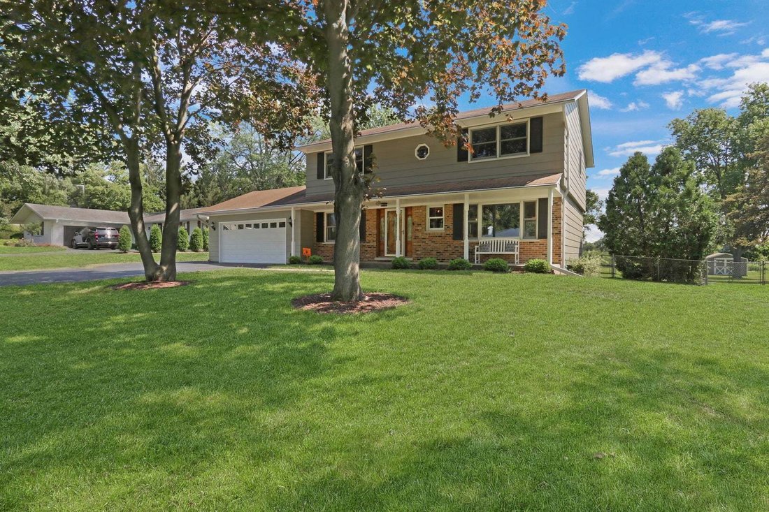 House in Libertyville, Illinois, United States 3 - 18571436