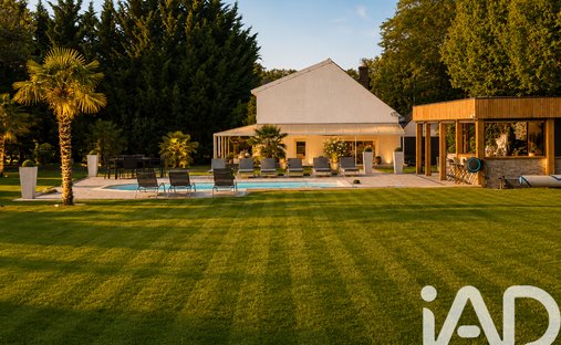 House in Bourg et Hameaux Rive Droite, Villeneuve-sur-Yonne, France 1