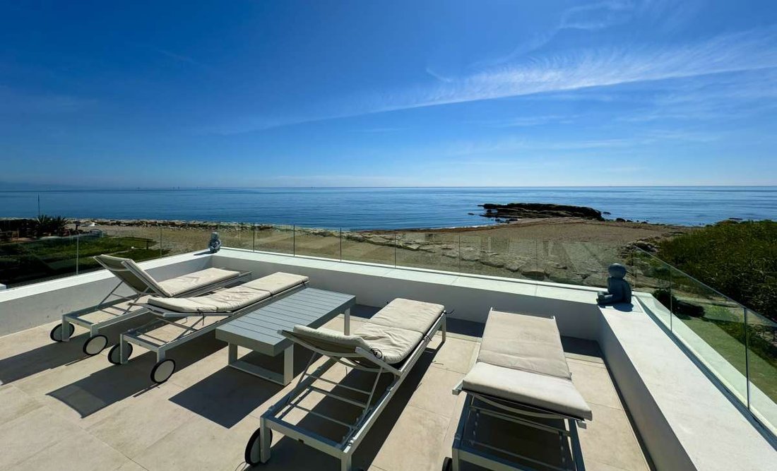 Villa in Estepona, Andalusia, Spain 5 - 18566933