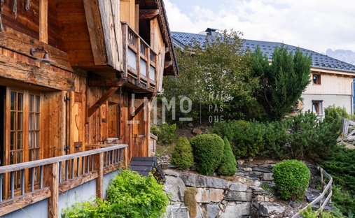 Chalet in Bozel, Auvergne-Rhone-Alpen, Frankreich 1