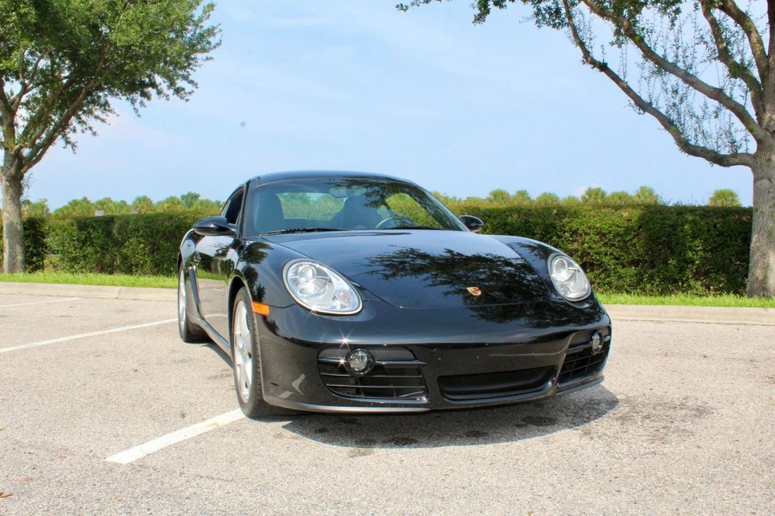 Coupe in Sarasota, FL, United States 5 - 18568140