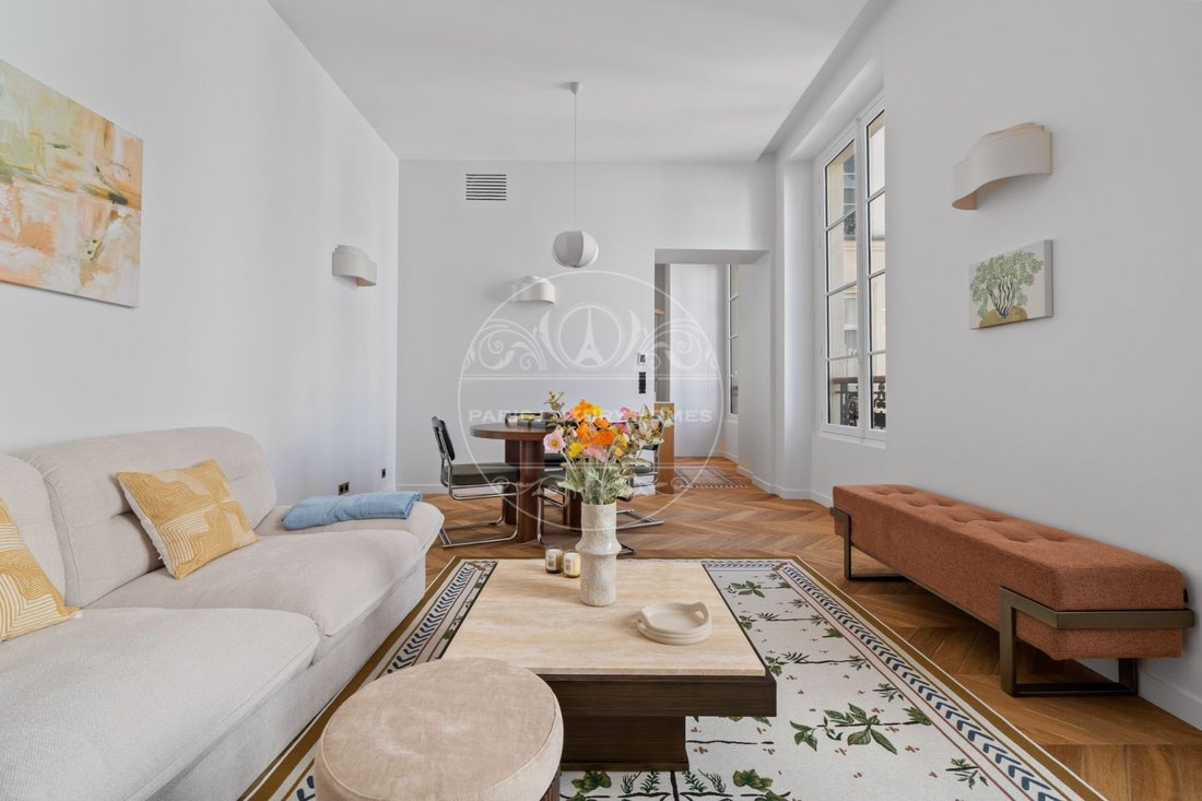 Apartment in Palais Royal, Paris 1er Arrondissement, Paris 3 - 18573141