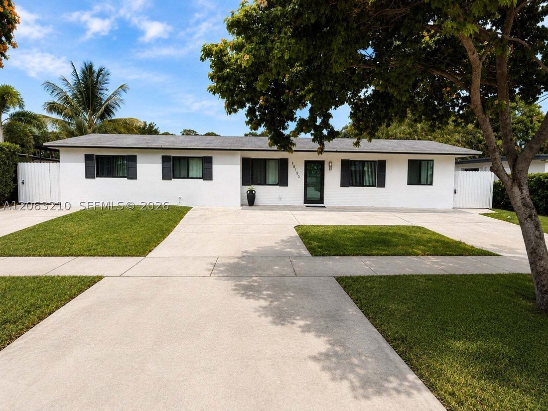 House in Hialeah, Florida, United States 2 - 18571438