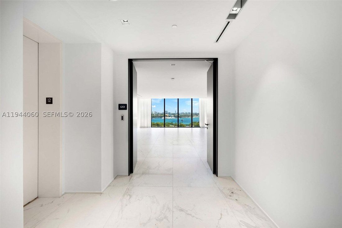 Condo in Miami, Florida, United States 2 - 16916745