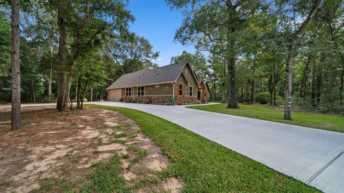 House in Plantersville, Texas, United States 2 - 18569174