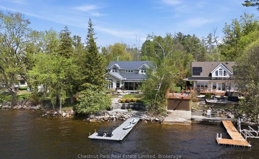 Casa a Marmora and Lake, Ontario, Canada 1