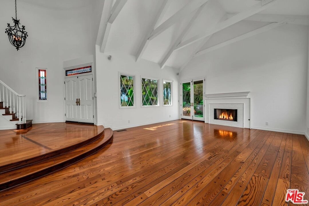 House in Beverly Hills, California, United States 5 - 18570073