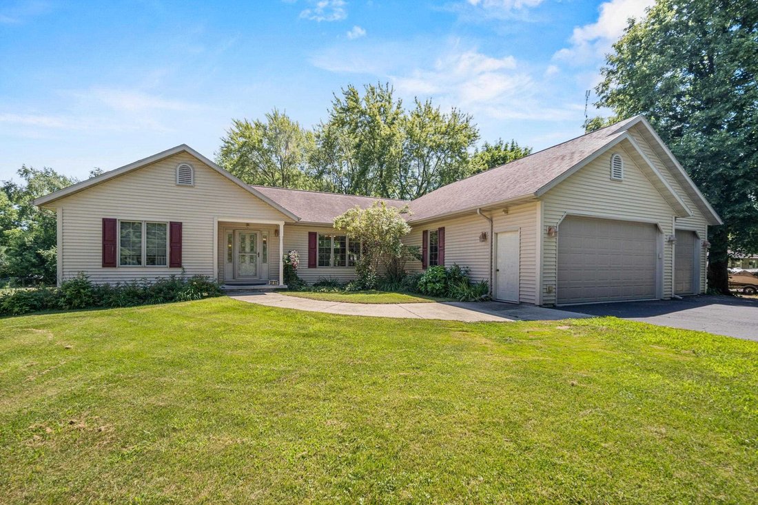 House in Green Lake, Wisconsin, United States 1 - 18566917