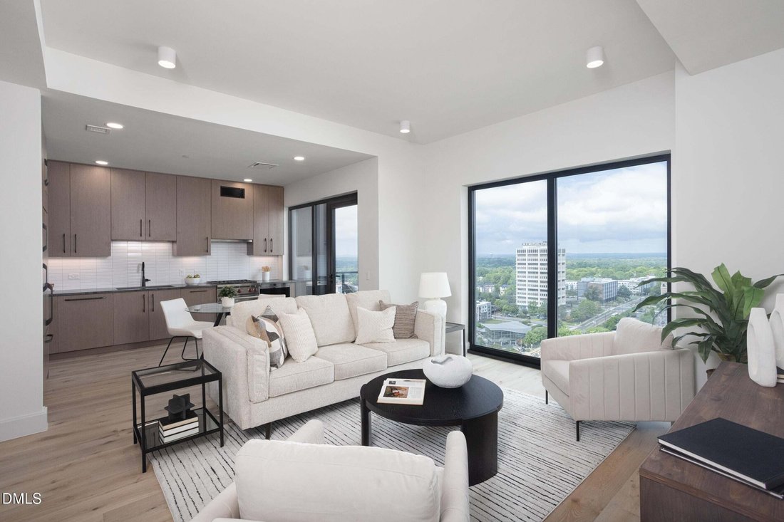 Condo in Durham, North Carolina, United States 2 - 16895402