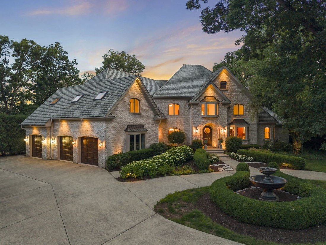House in Wheaton, Illinois, United States 1 - 18570096