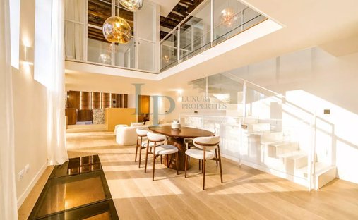 Apartment in Saint Thomas d'Aquin, Paris 7e Arrondissement, Paris 1