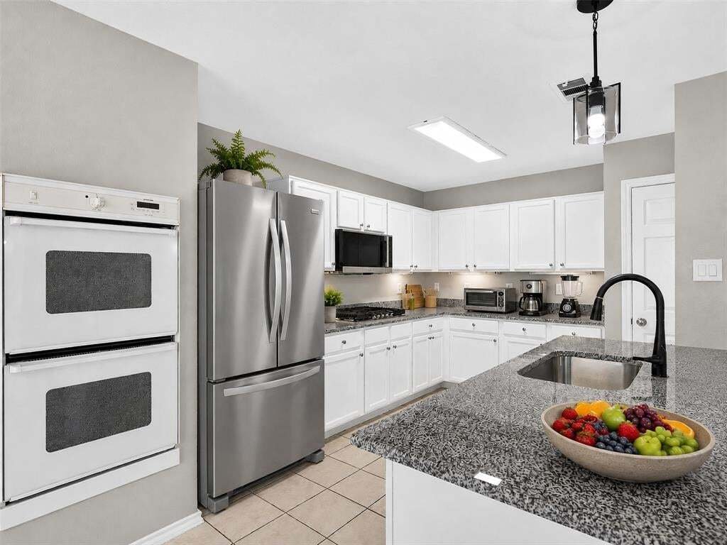 House in Lewisville, Texas, United States 4 - 18569283