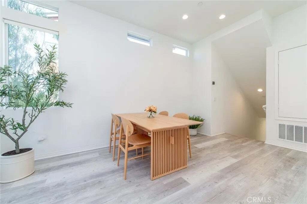 Condo in Irvine, California, United States 5 - 18250537