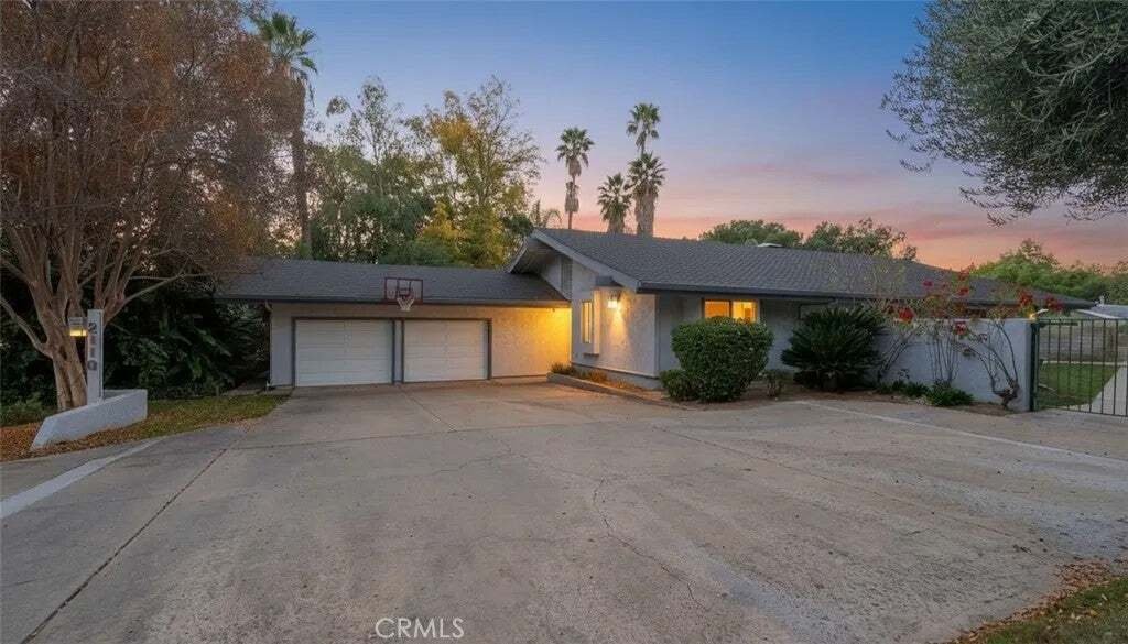 House in Riverside, California, United States 5 - 18569203