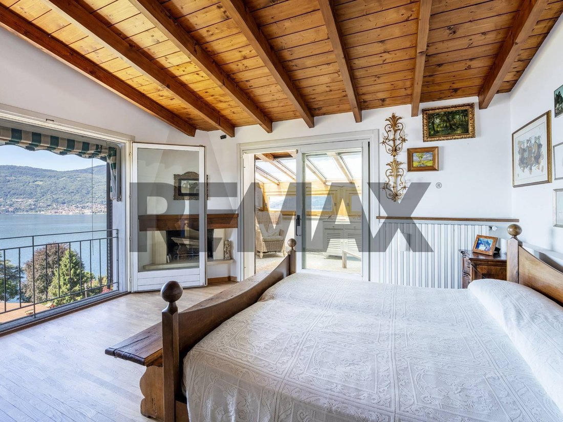 Villa in Verbania, Piedmont, Italy 5 - 18570015