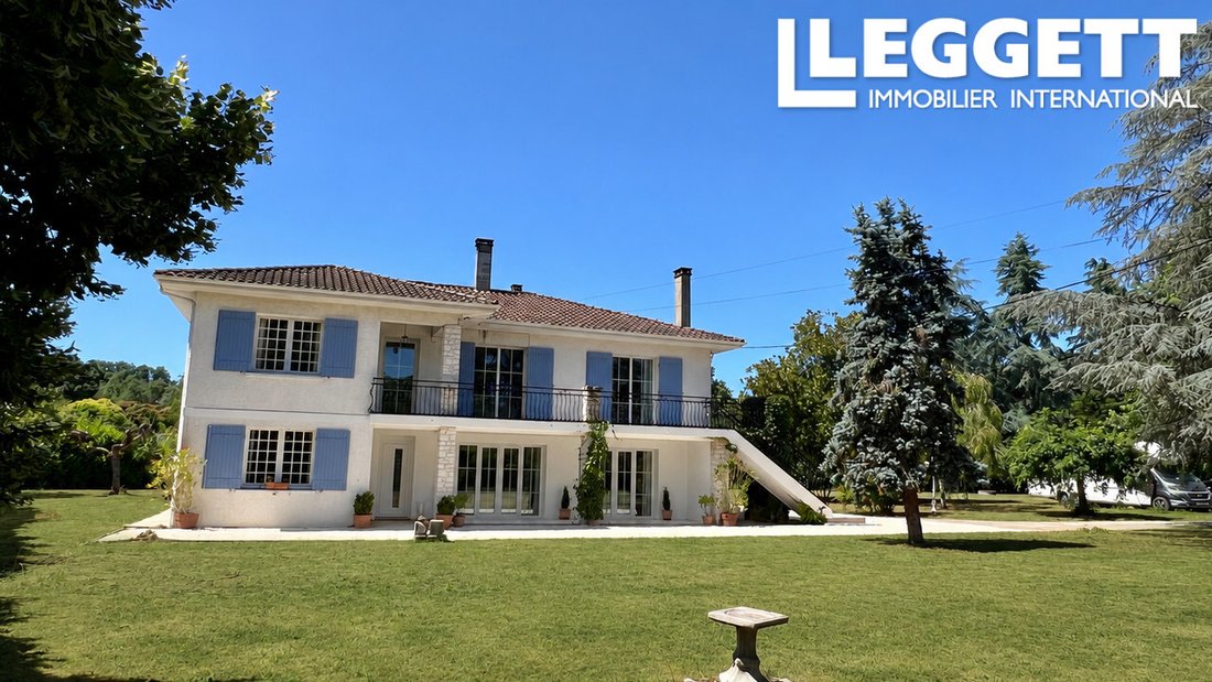 Villa in Eymet, Nouvelle-Aquitaine, France 1 - 18567852