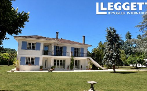 Villa a Eymet, Nuova Aquitania, Francia 1