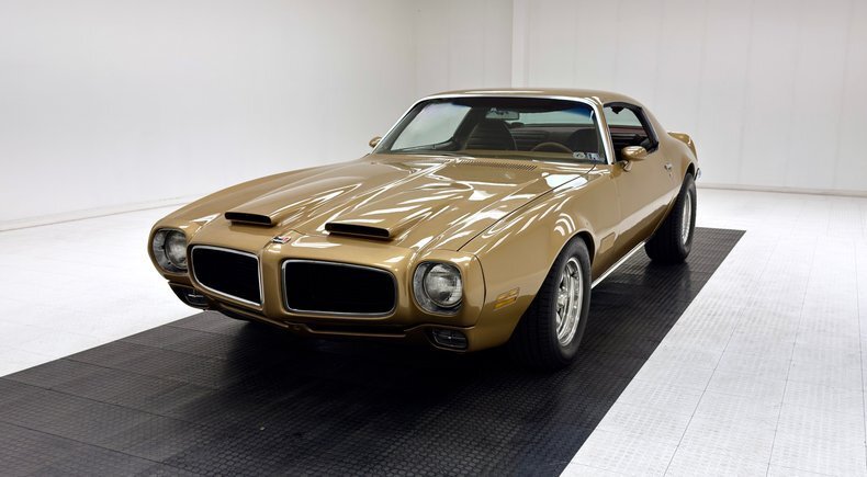Coupe in Morgantown, United States 1 - 18573261