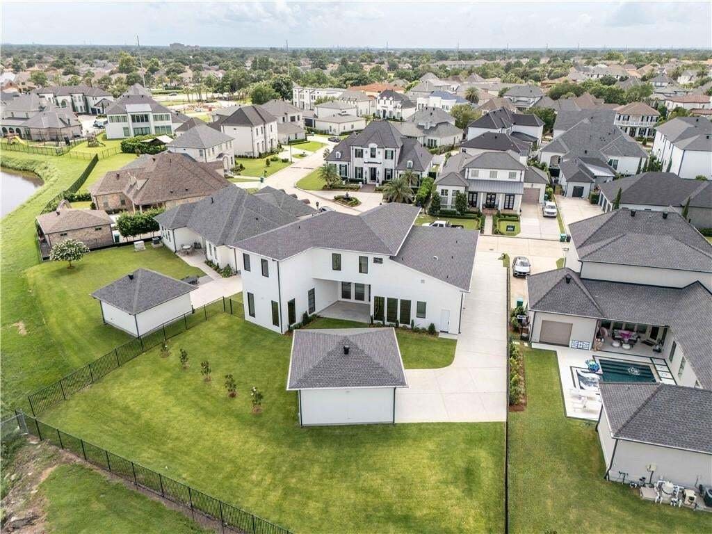 House in Kenner, Louisiana, United States 3 - 18570704