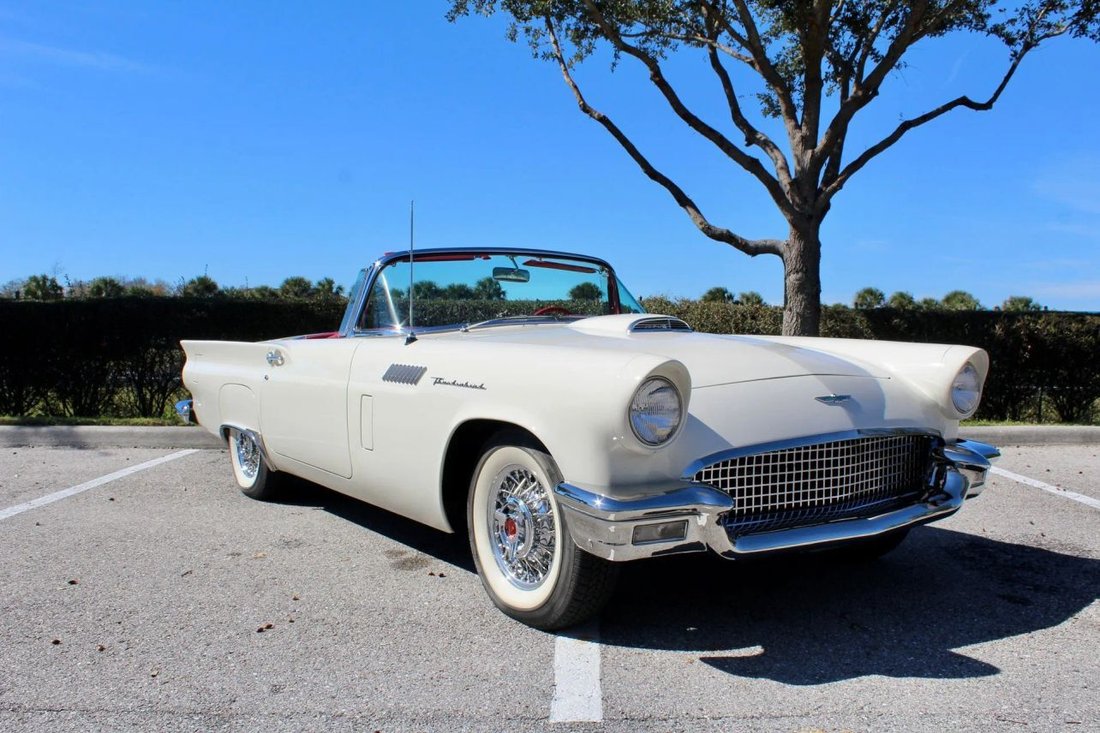 Cabriolet in Sarasota, FL, United States 5 - 18568193