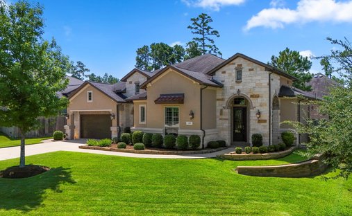 House in Pinehurst, Texas, United States 1