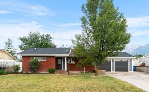 House in Sandy, Utah, United States 1