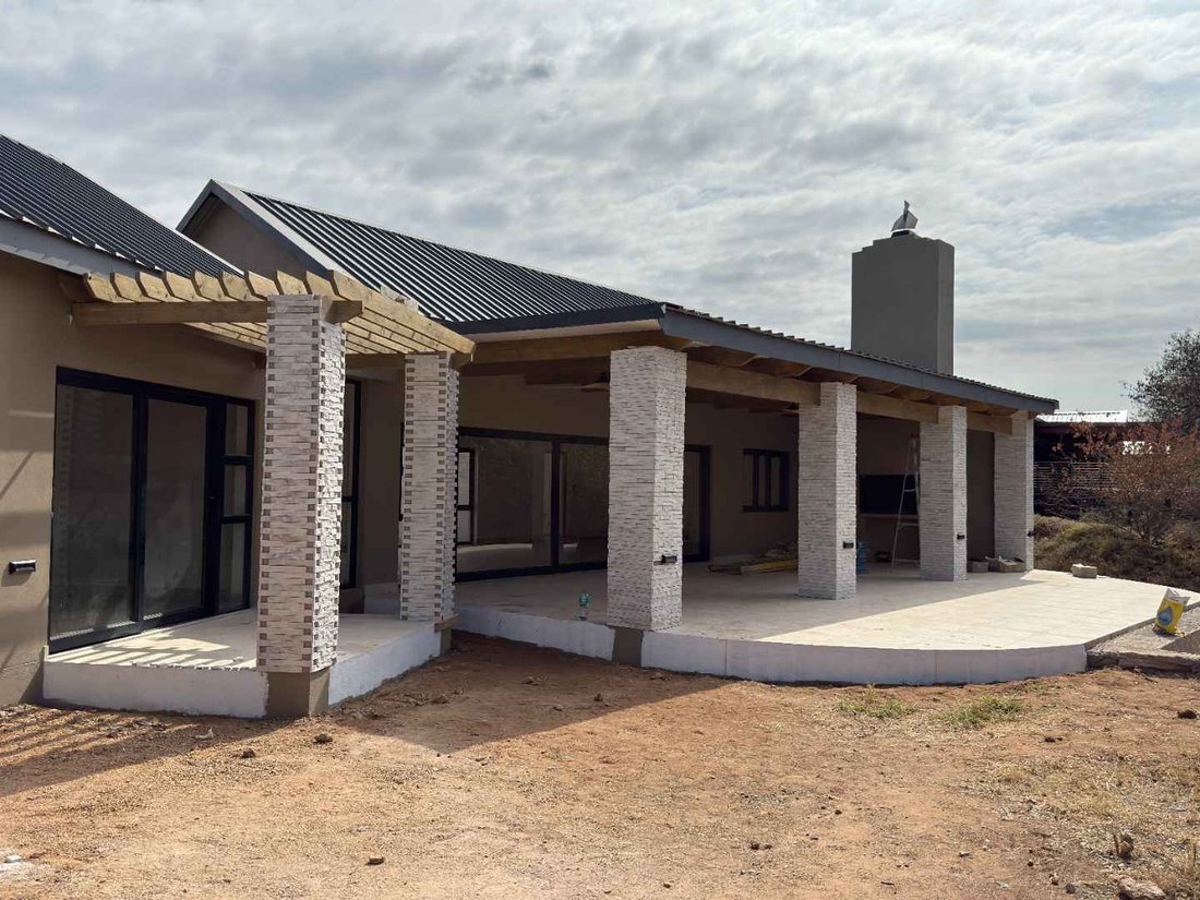 House in Hoedspruit, Limpopo, South Africa 4 - 17363654
