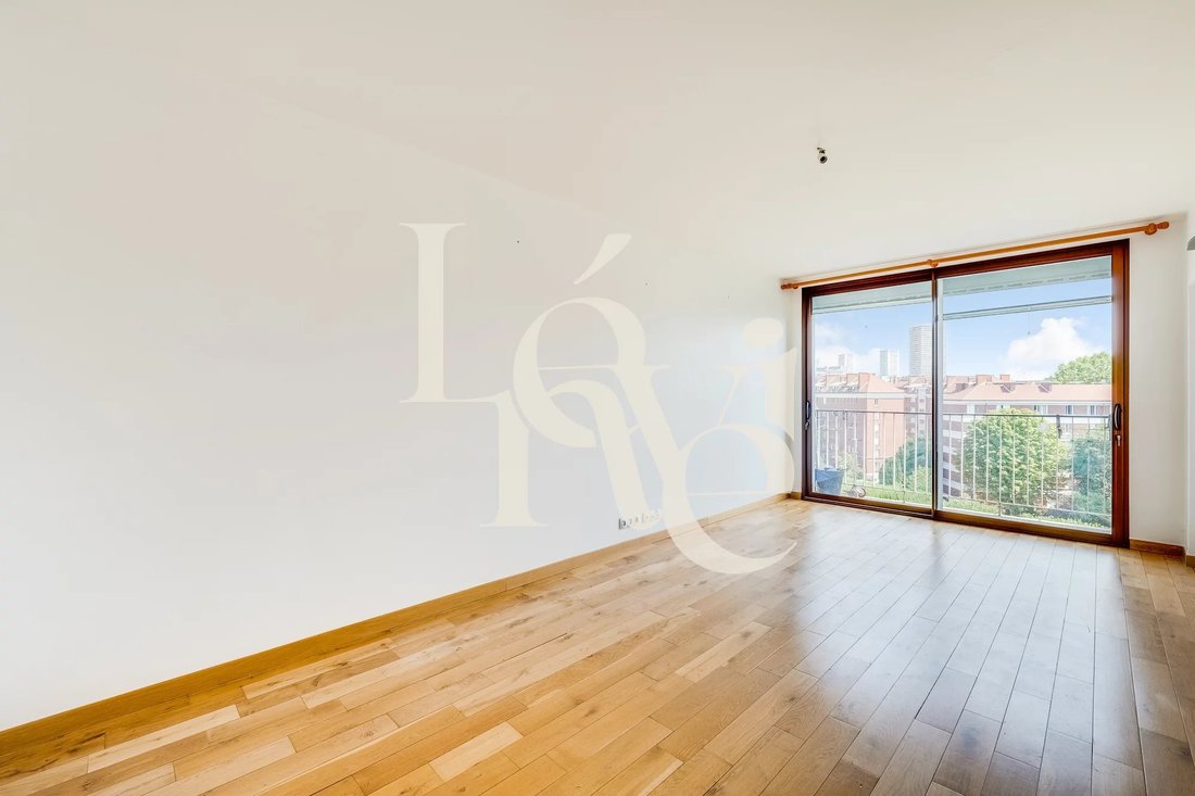 Apartment in Nationale-Deux Moulins, Paris 13e Arrondissement, Paris 1 - 18327835
