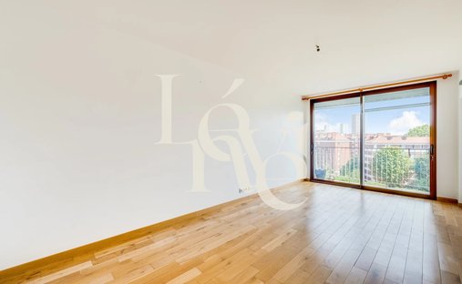 Apartment in Nationale-Deux Moulins, Paris 13e Arrondissement, Paris 1
