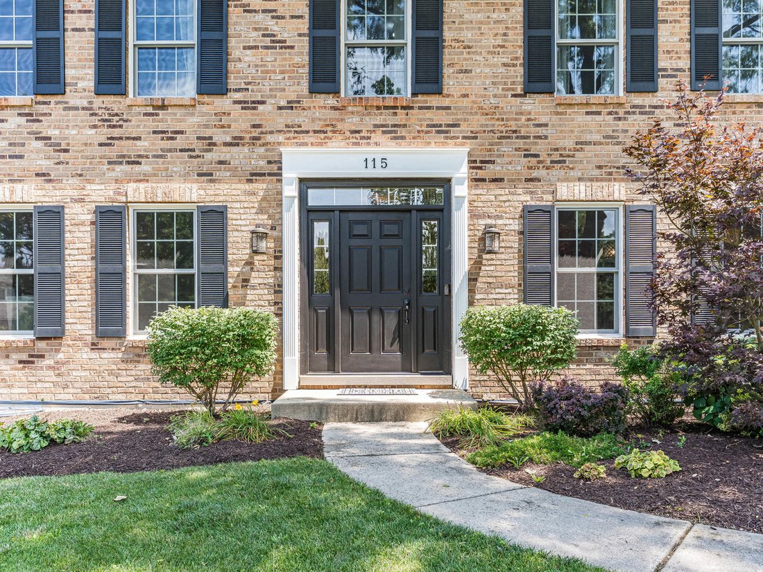 House in Naperville, Illinois, United States 2 - 18570994