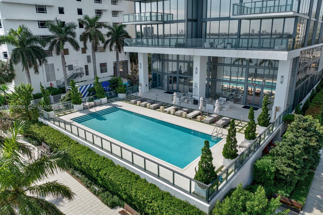 Condo in Miami, Florida, United States 5 - 18569463