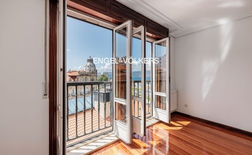 Apartment in Vigo (District), Vigo, Spain 1