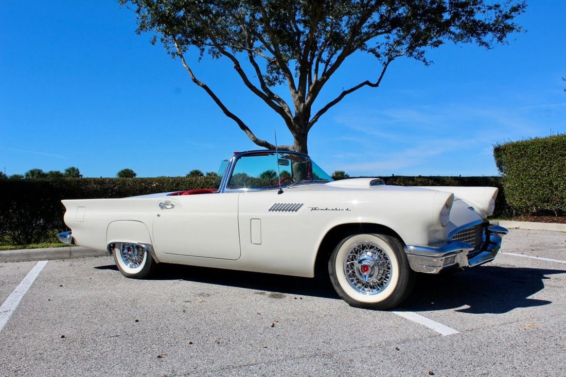 Cabriolet in Sarasota, FL, United States 4 - 18568193