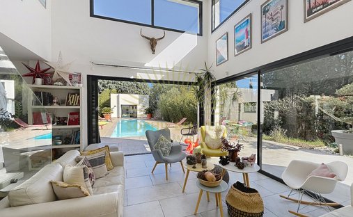 House in Cessenon-sur-Orb, Occitania, France 1