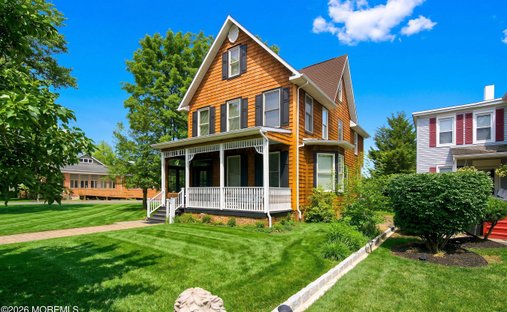House in Freehold Township, New Jersey, United States 1