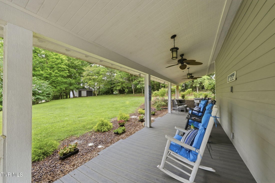 House in Elizabethton, Tennessee, United States 4 - 18568782