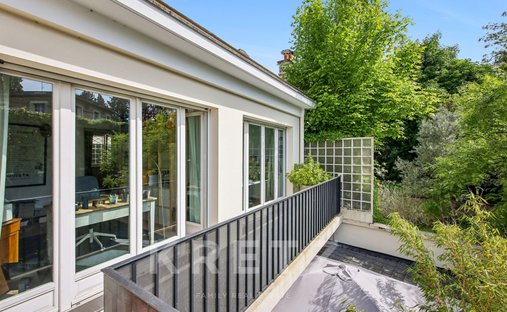 House in Marnes-la-Coquette, Ile-de-France, France 1
